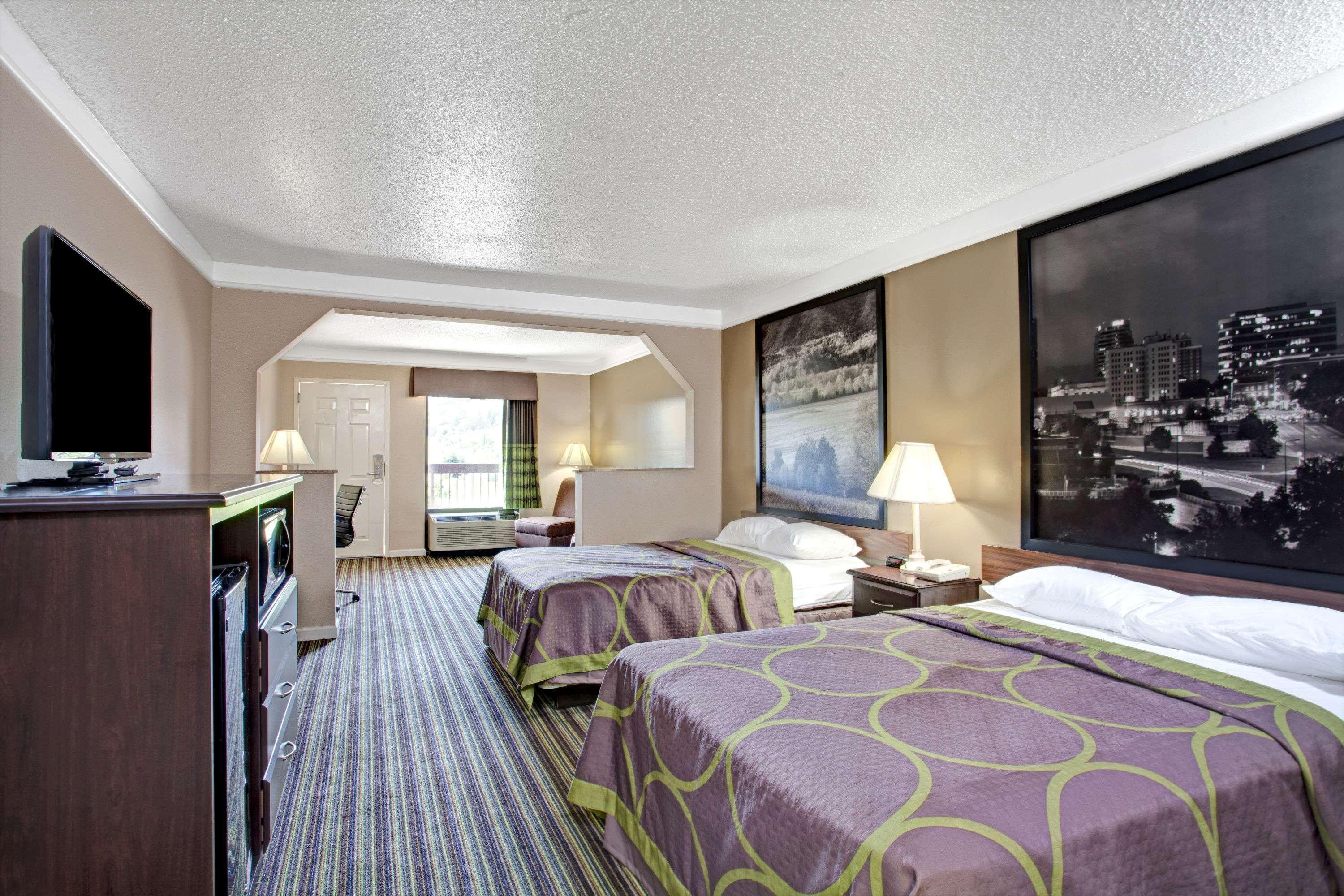 Super 8 By Wyndham Knoxville East Dış mekan fotoğraf