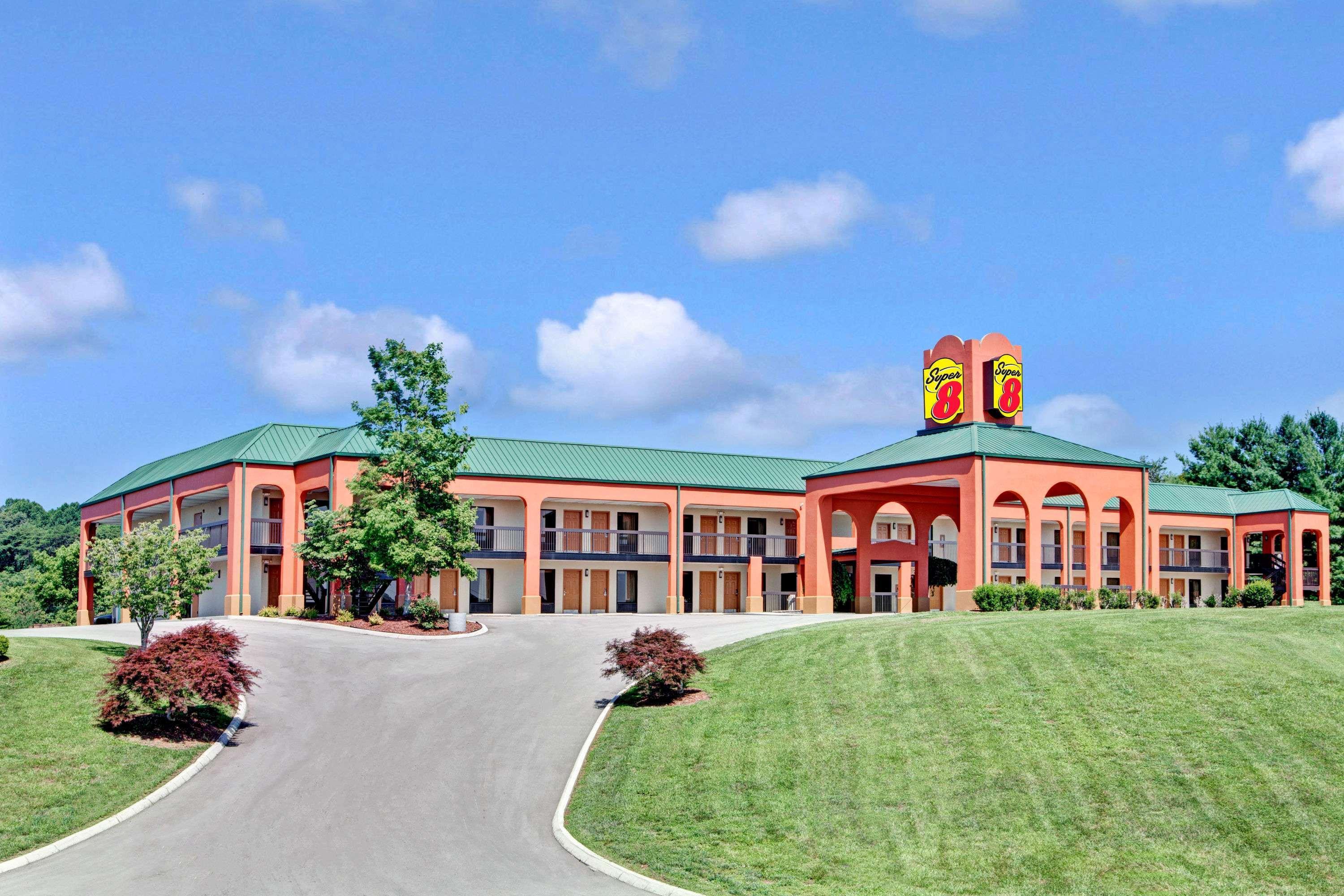 Super 8 By Wyndham Knoxville East Dış mekan fotoğraf