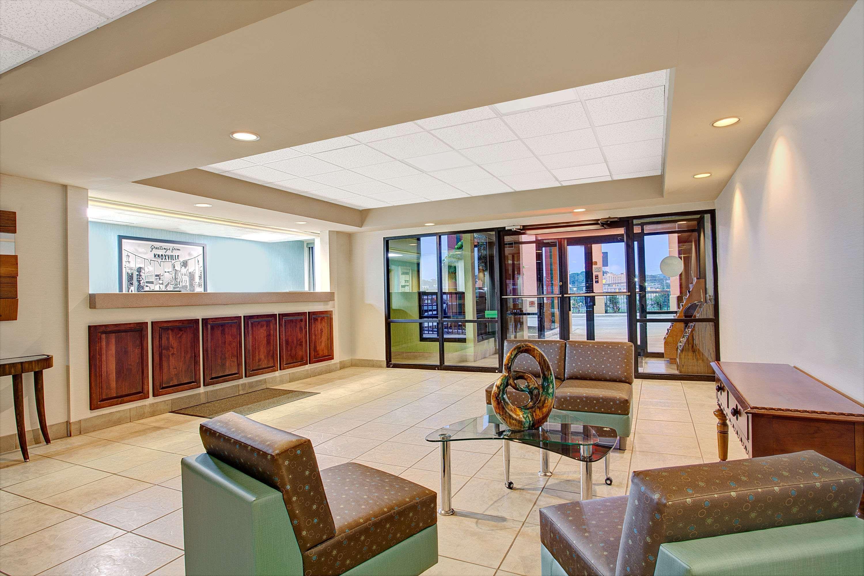 Super 8 By Wyndham Knoxville East Dış mekan fotoğraf