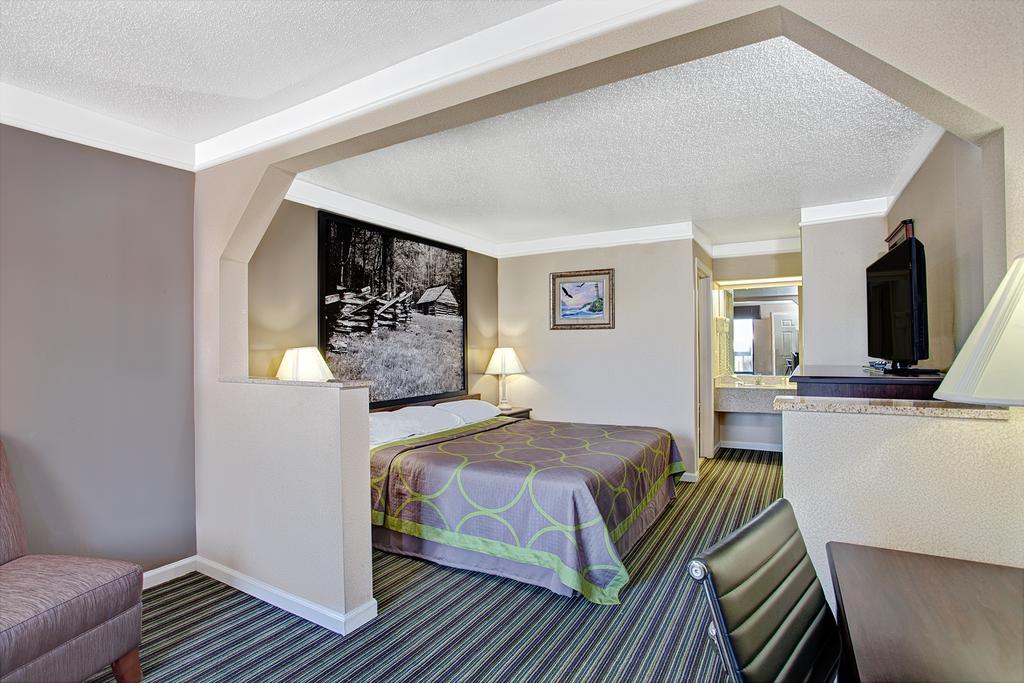 Super 8 By Wyndham Knoxville East Oda fotoğraf